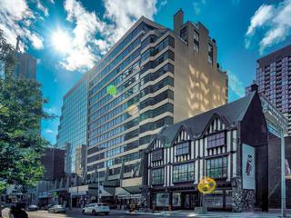 900 Yonge St, Unit 1403