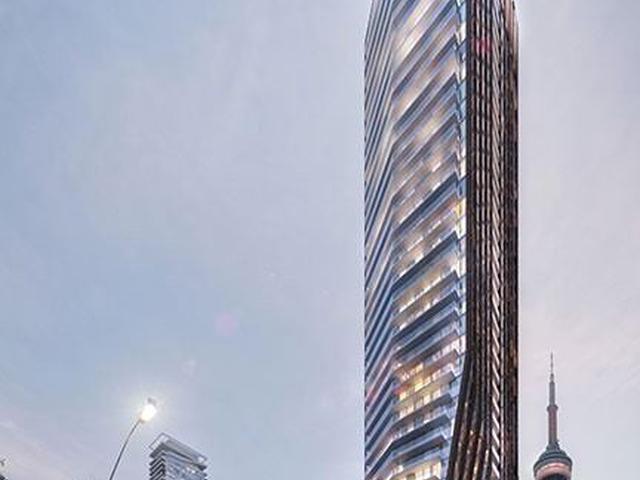 283 Adelaide St W, Unit 3702