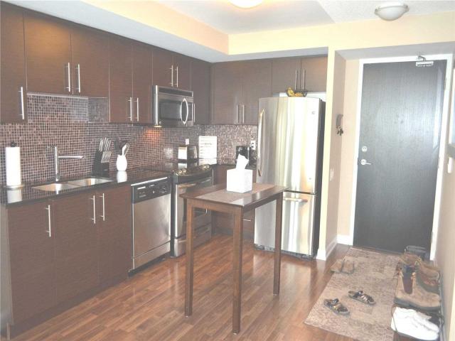 17 Anndale Dr, Unit 901