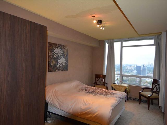3 Rean Dr, Unit 2703