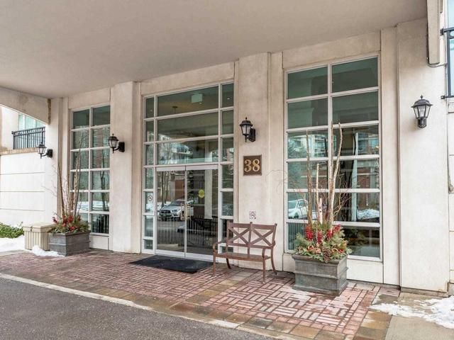 38 William Carson Cres, Unit 715