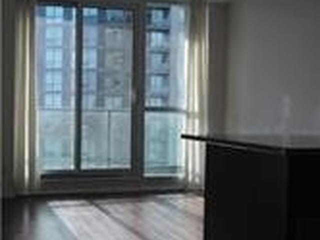 3207 - 215 Fort York Blvd