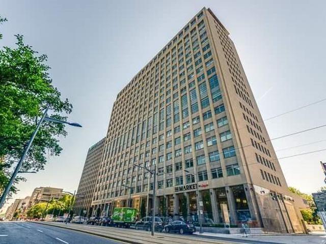 610 - 111 St Clair Ave W