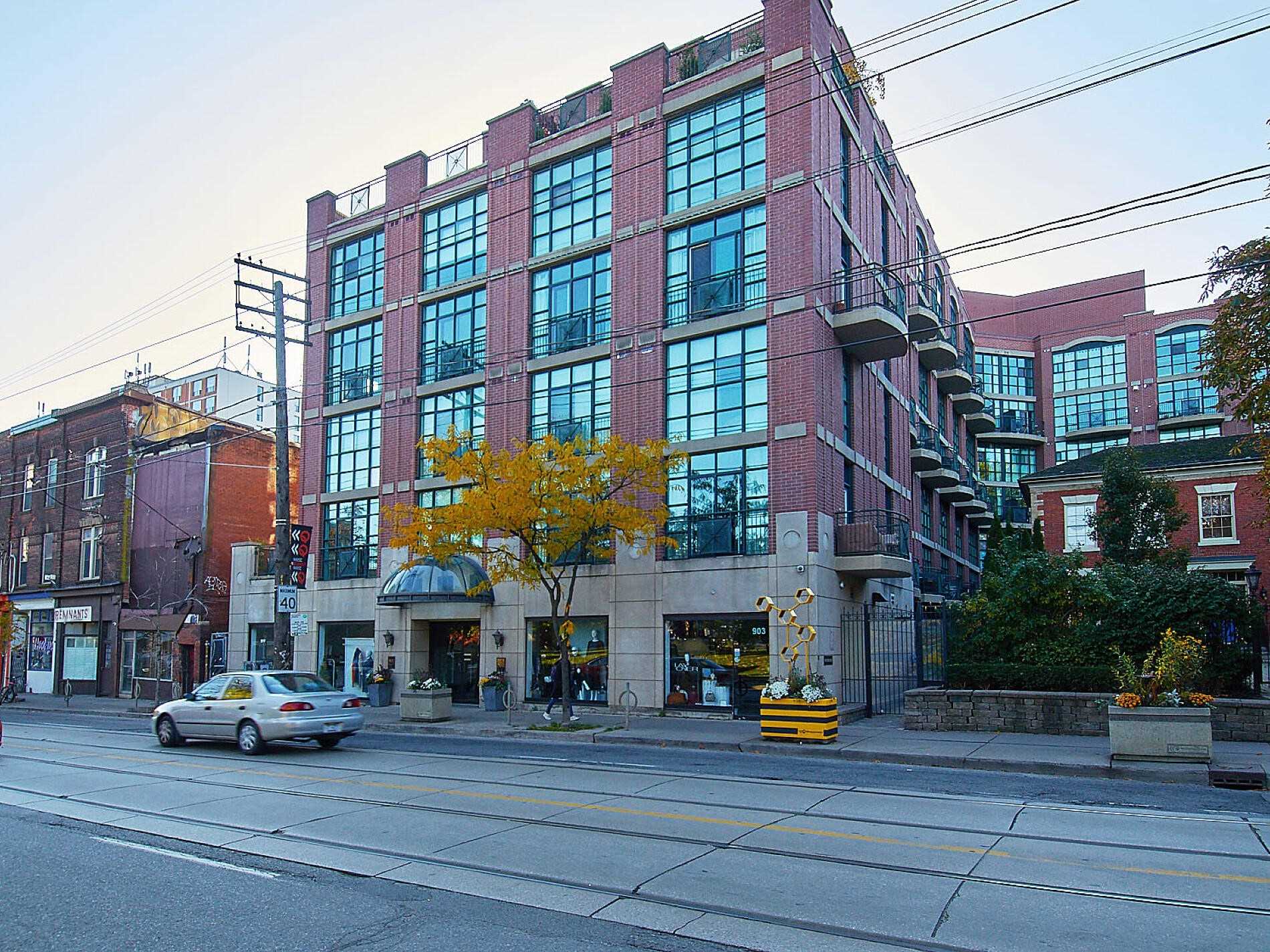 901 Queen St W, Unit 226,