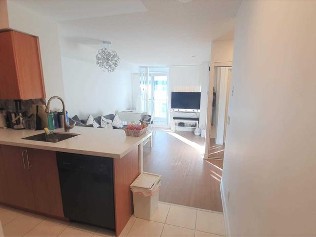 2012 - 4968 Yonge St