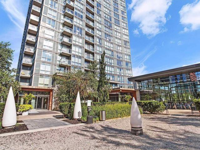 11 Brunel Crt, Unit 807