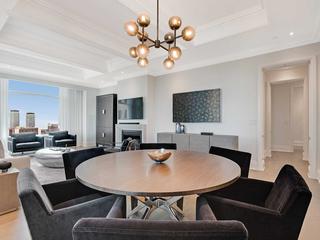 311 Bay St, Unit 4704
