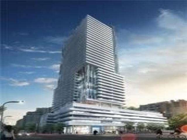 161 Roehampton Ave, Unit 218