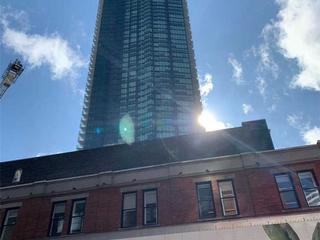 197 Yonge St, Unit 4211