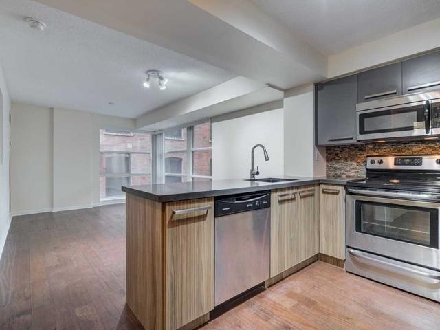 11 St Joseph St, Unit 318