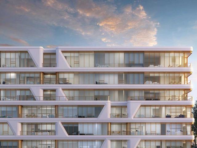 151 Avenue Rd, Unit 806