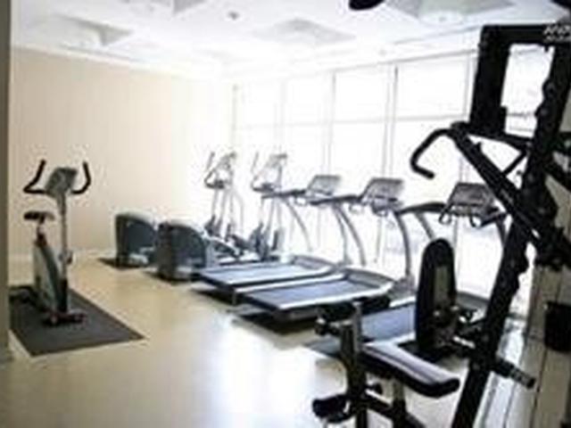 2406 - 37 Grosvenor St