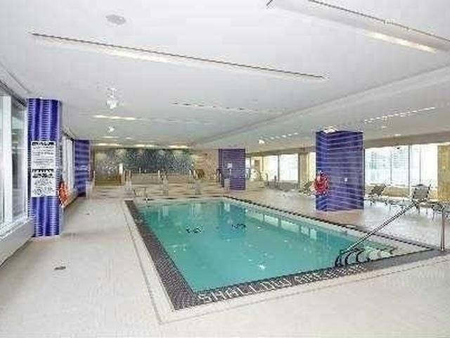 1806 - 65 Bremner Blvd