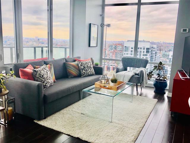 2302 - 170 Fort York Blvd