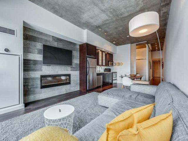 33 Mill St, Unit 521