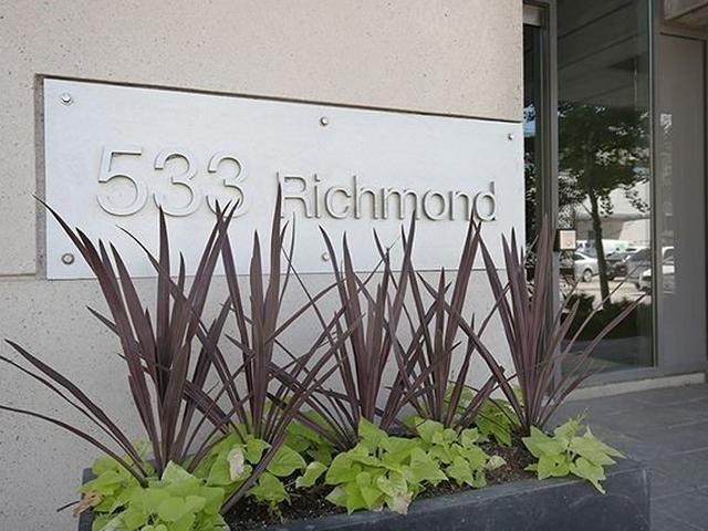 303 - 533 Richmond St W
