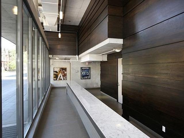 303 - 533 Richmond St W