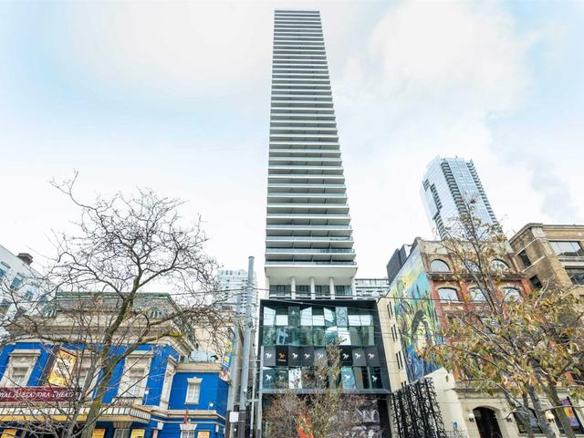 224 King St W, Unit 1403