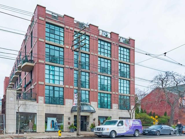 901 Queen St W, Unit 204