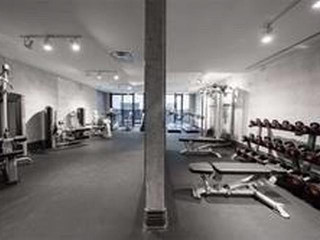 201 - 608 Richmond St W