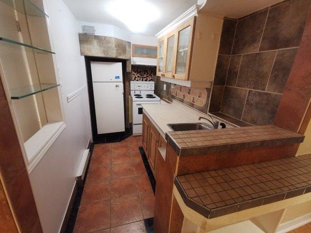 Ground - 12 Clancy Dr