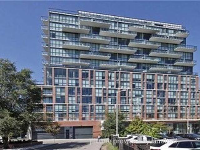 1001 - 318 King St E