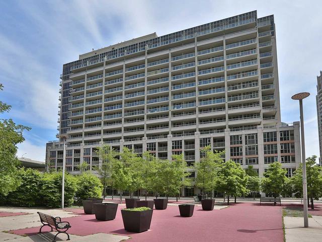 35 Bastion St, Unit 804
