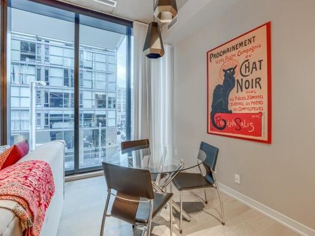 205 - 11 Charlotte St