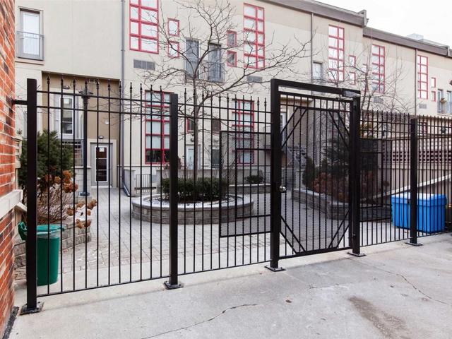 21 Earl St, Unit 319