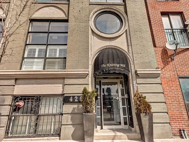 205 - 426 Queen St E