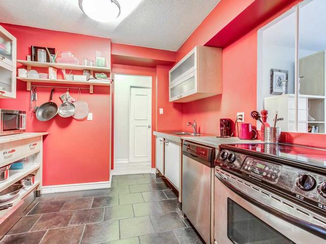 105 - 212 St George St