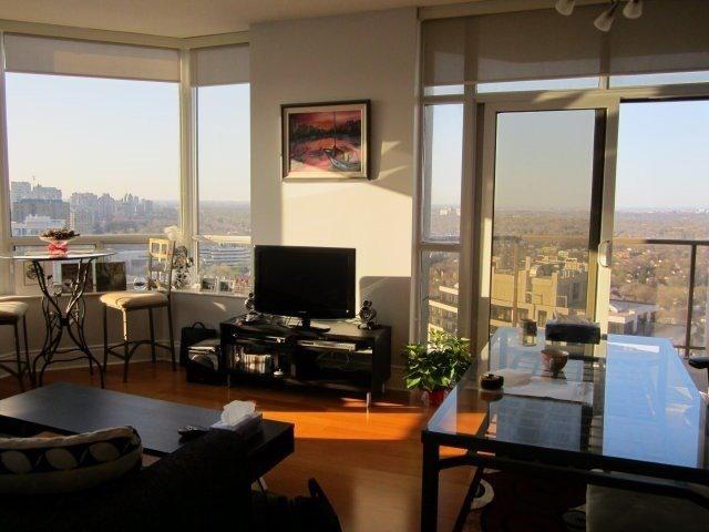 80 Harrison Garden Blvd, Unit 2816