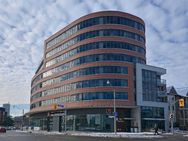 90 Trinity St, Unit 406