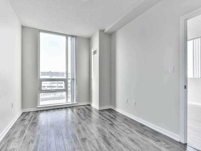 416 - 70 Forest Manor Rd