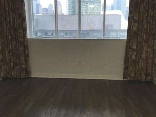 2006 - 8 Telegram Mews