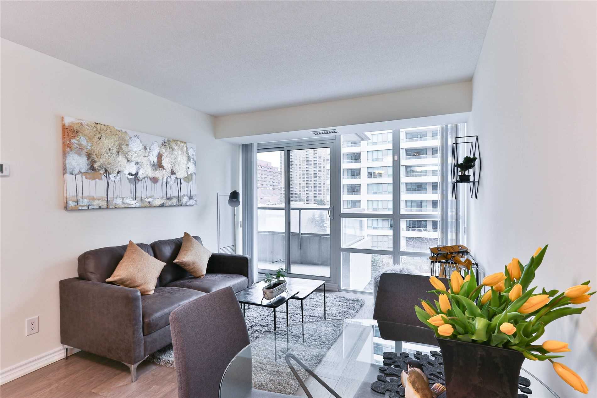 517 35 Hollywood Ave, North York Sold, C4648803 Condos.ca 517 35 Hollywood Ave, North York Sold, C4648803 Condos.ca