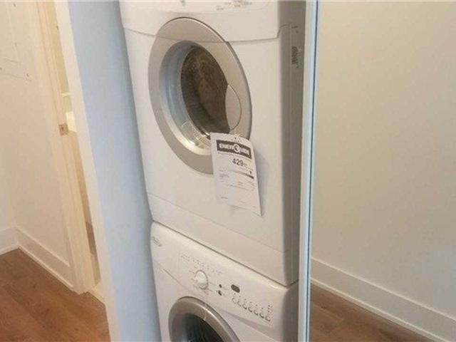 403 - 111 St Clair Ave W