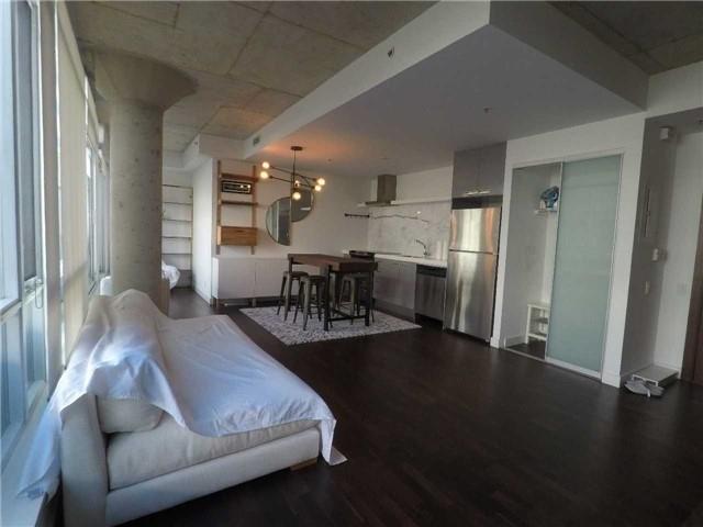 1007 - 75 Portland St