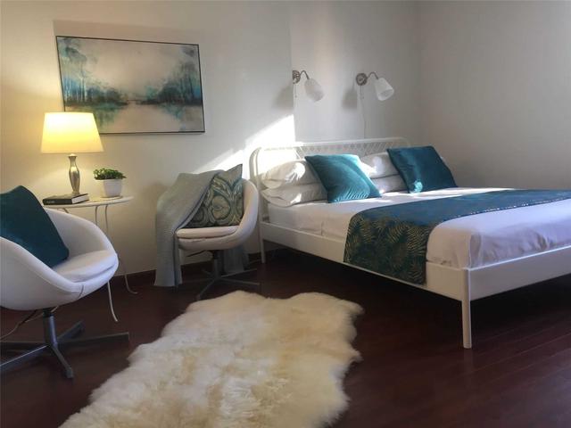 602 - 88 Charles St E