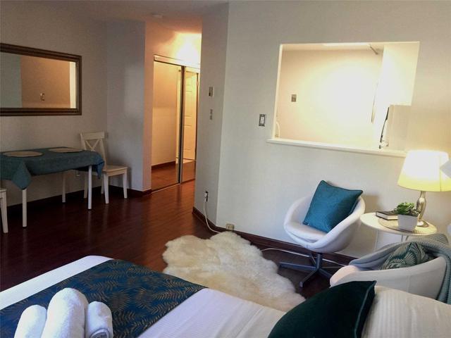 602 - 88 Charles St E