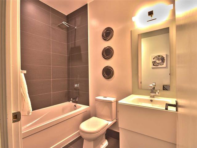 709 - 111 St Clair Ave W