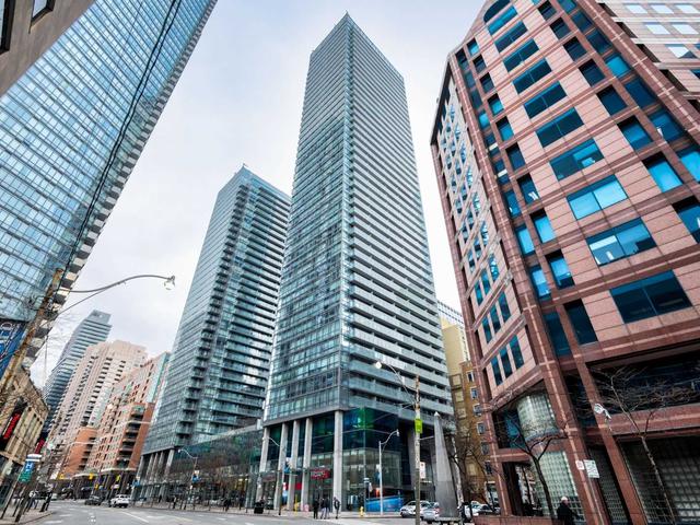 38 Grenville St, Unit 1203