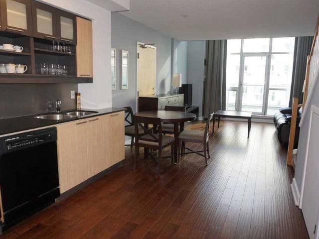 710 - 36 Blue Jays Way