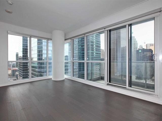 70 Temperance St, Unit 3206