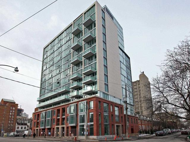 220 George St, Unit 403