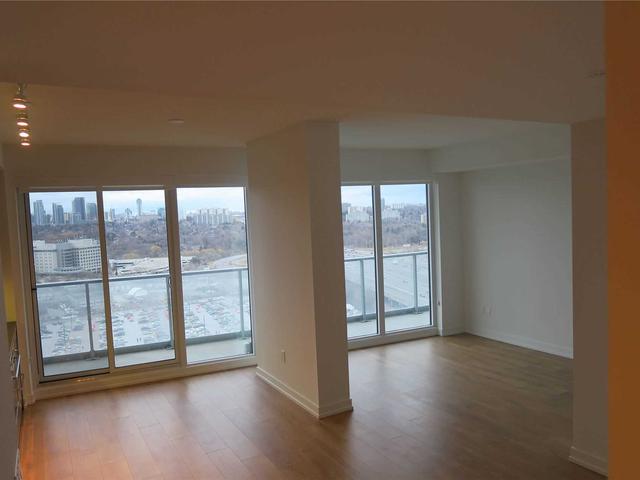 117 Mcmahon Dr, Unit 1811