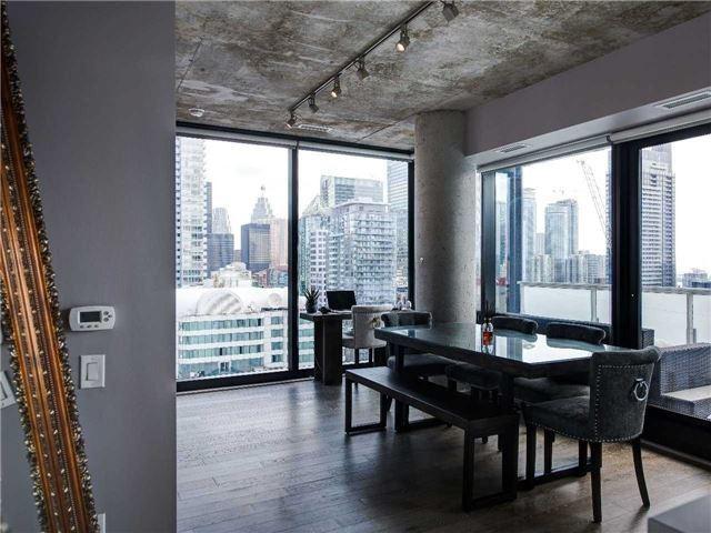 2407 - 11 Charlotte St