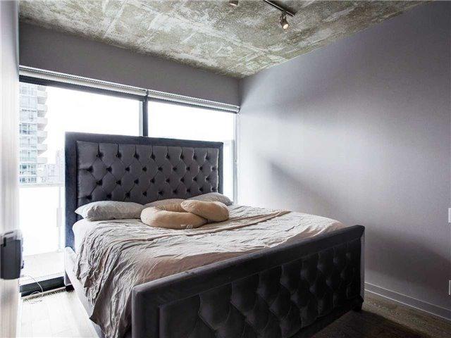 2407 - 11 Charlotte St