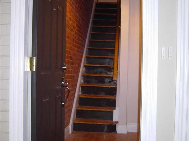 Upper - 814 Manning Ave