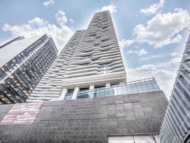 88 Harbour St, Unit 1403